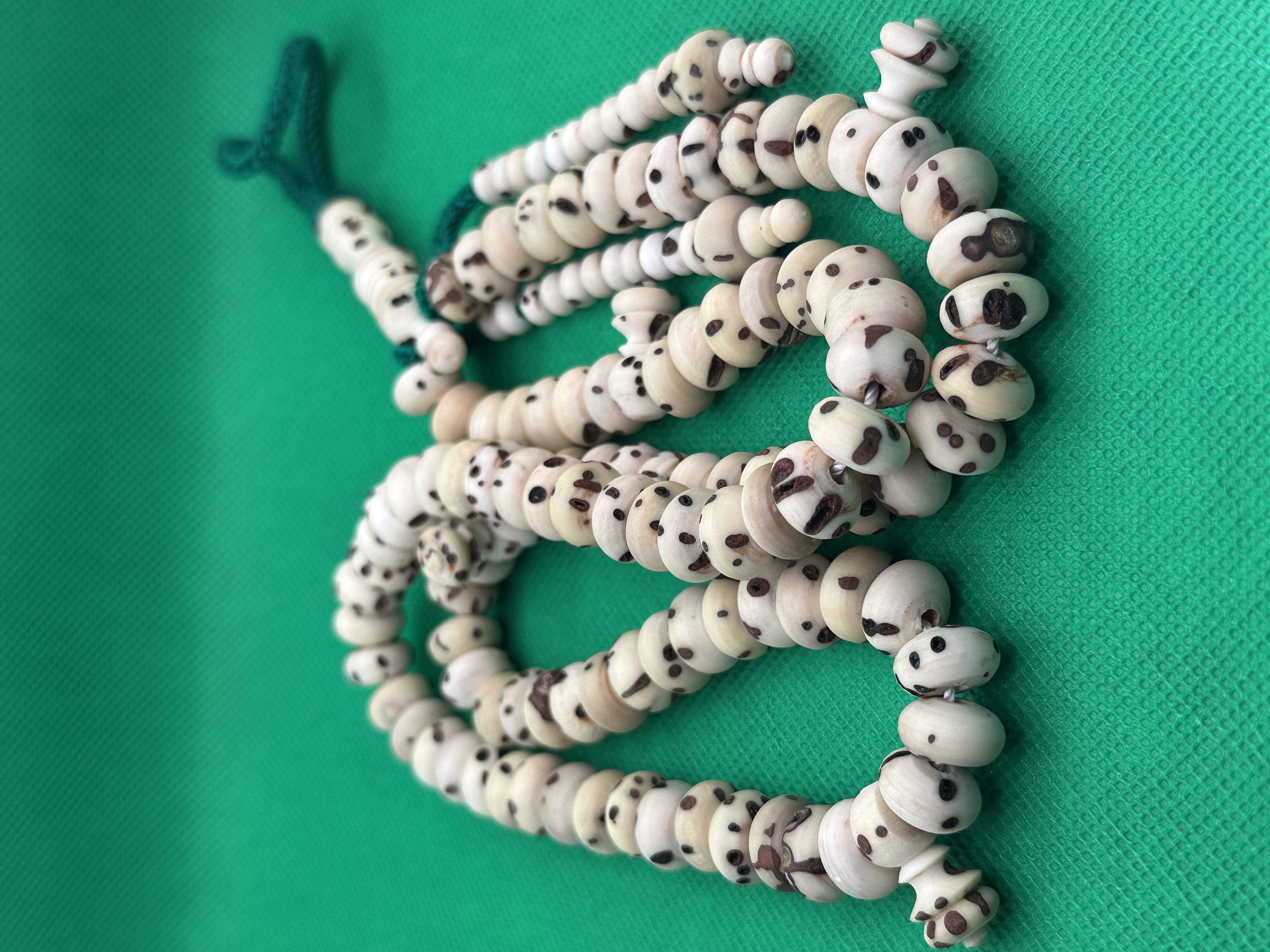 سبحة DarDmana فاخرة